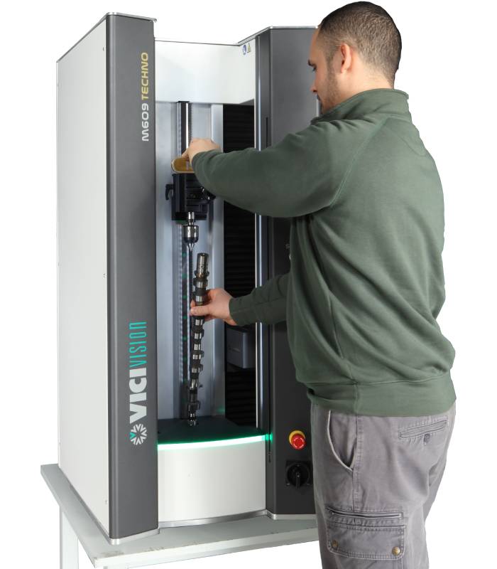 MACHINE DE MESURE OPTIQUE POUR LES PIECES TOURNEES ET RECTIFIEES 